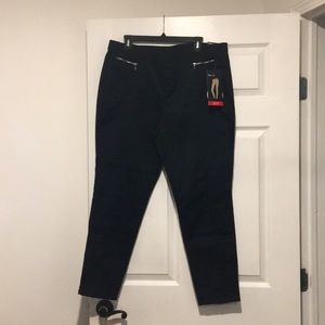 Style & Co.  X Large. Curvy Fit skinny leg pants